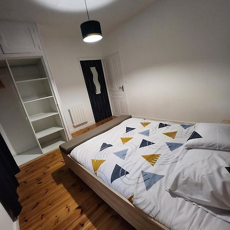 Chaleureux Appartement Refait A Neuf วิค-ซูร์-แซร์ ภายนอก รูปภาพ