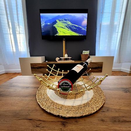 Chaleureux Appartement Refait A Neuf วิค-ซูร์-แซร์ ภายนอก รูปภาพ