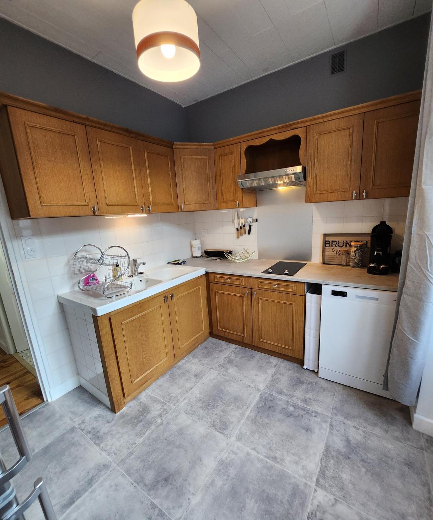 Chaleureux Appartement Refait A Neuf วิค-ซูร์-แซร์ ภายนอก รูปภาพ