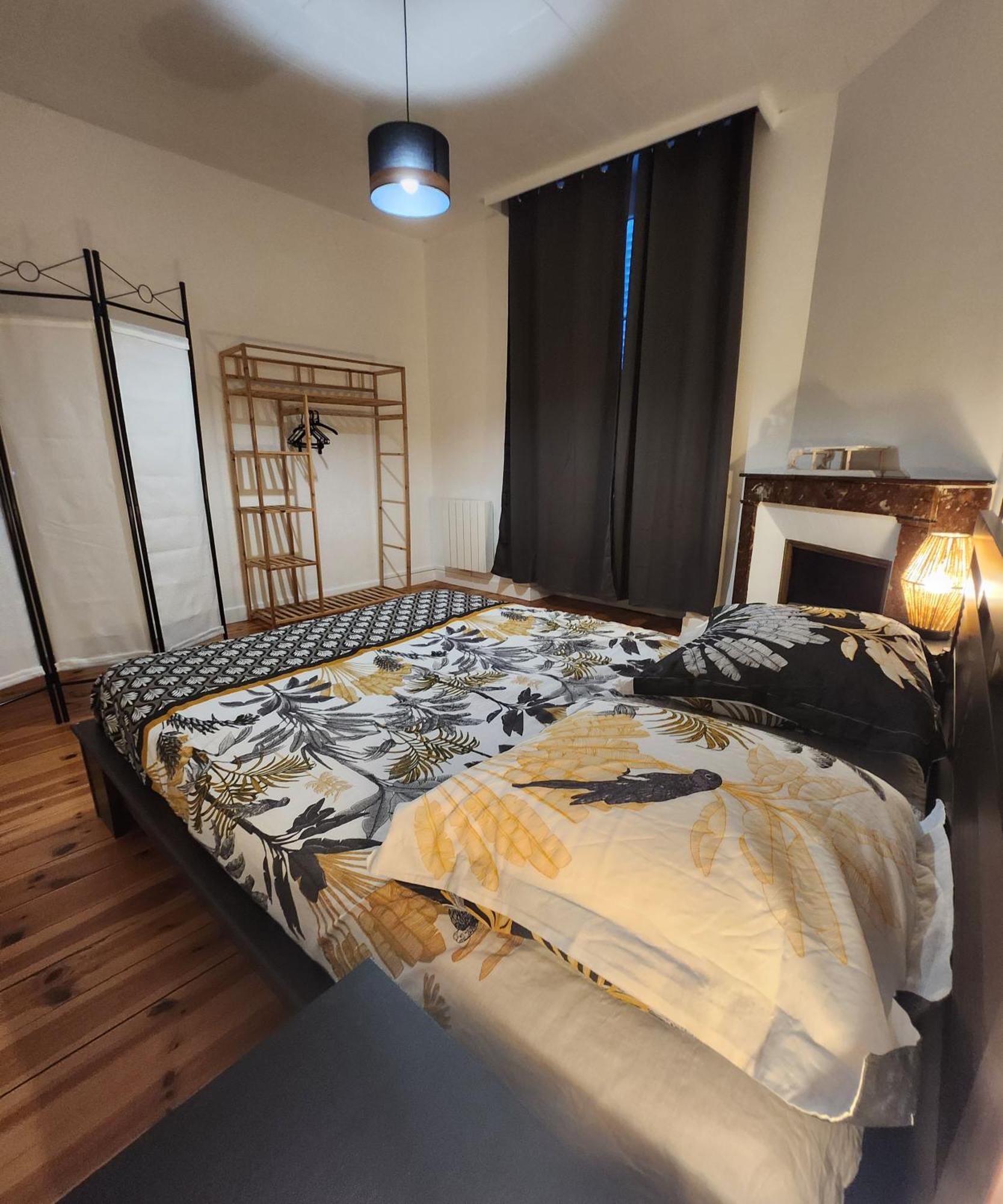 Chaleureux Appartement Refait A Neuf วิค-ซูร์-แซร์ ภายนอก รูปภาพ